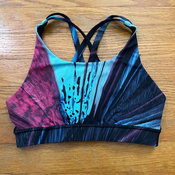 Lululemon Energy Bra Nulux | Size 4 | Electrobeam - Picture 5 of 9
